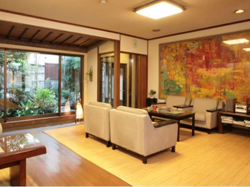 Tsutaya Ryokan Тойоока Екстер'єр фото
