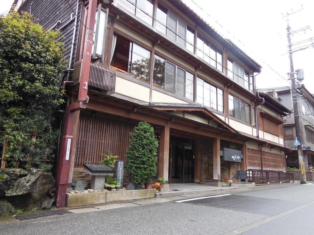 Tsutaya Ryokan Тойоока Екстер'єр фото