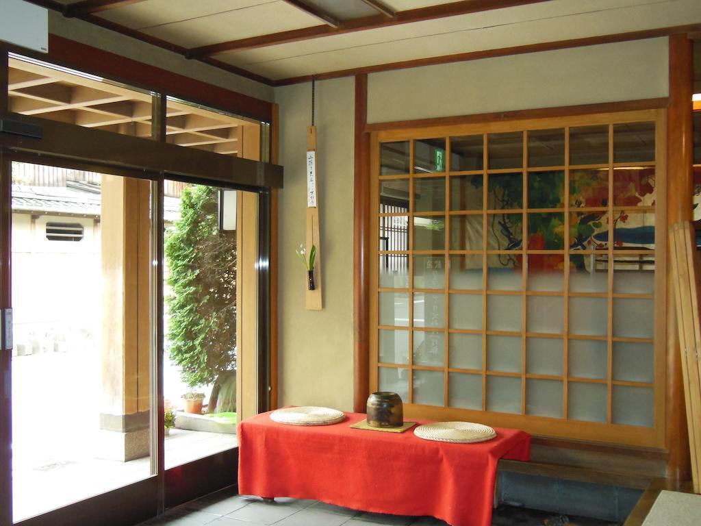 Tsutaya Ryokan Тойоока Екстер'єр фото
